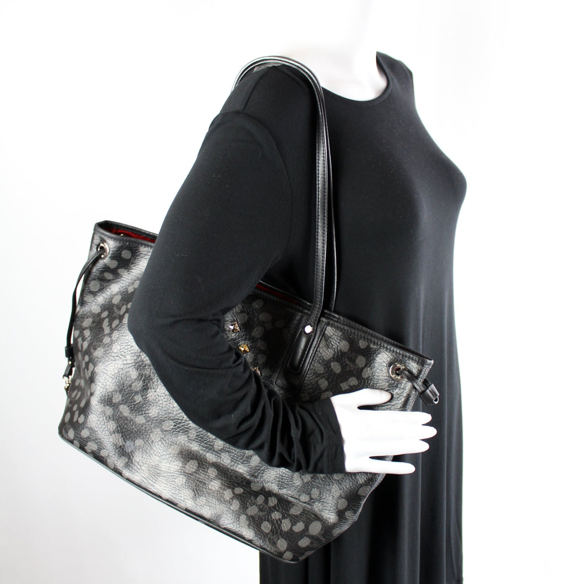 Loveless Guild Prime Tote w/Pouch