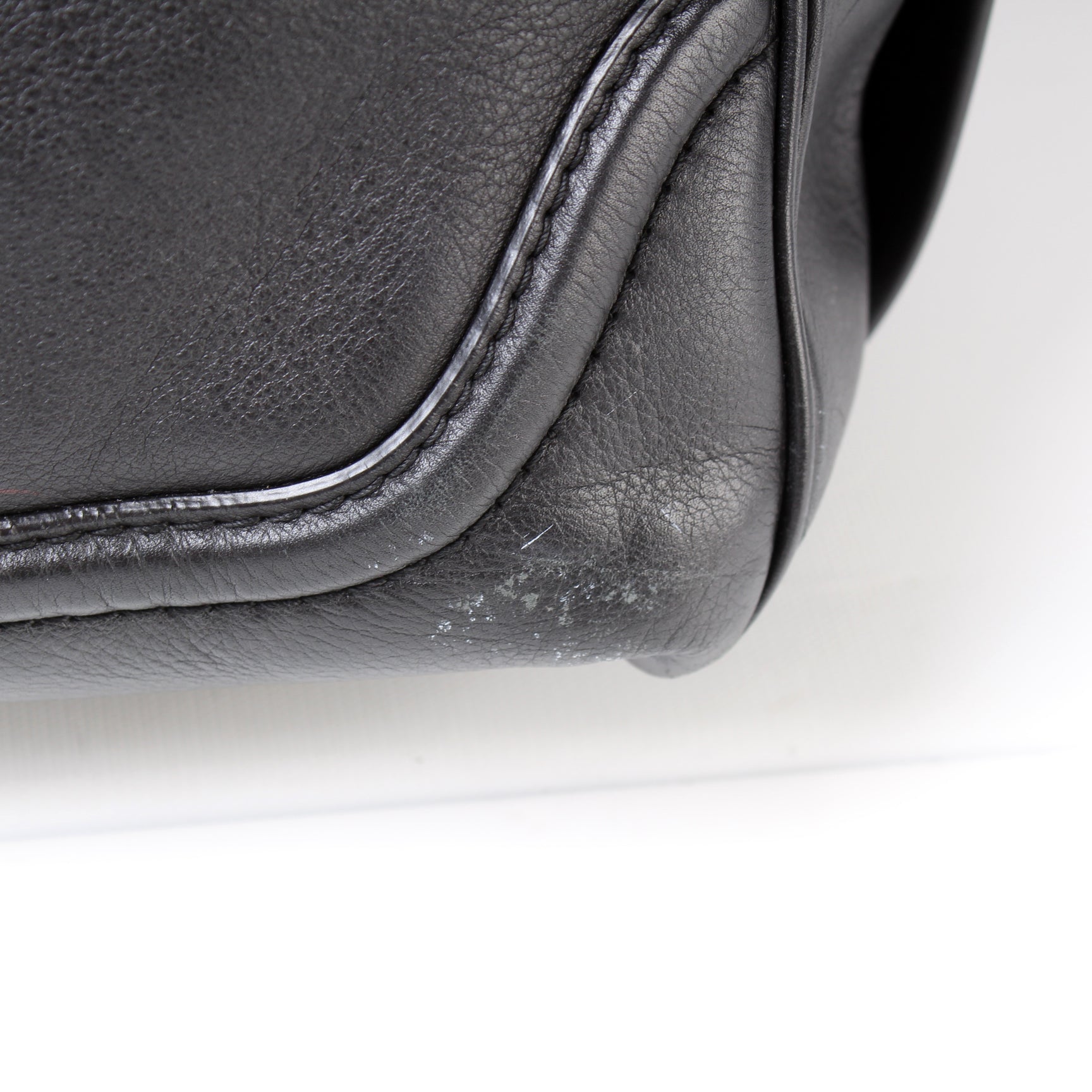 296860 Bold Bamboo Top Handle Bag Medium lbcase