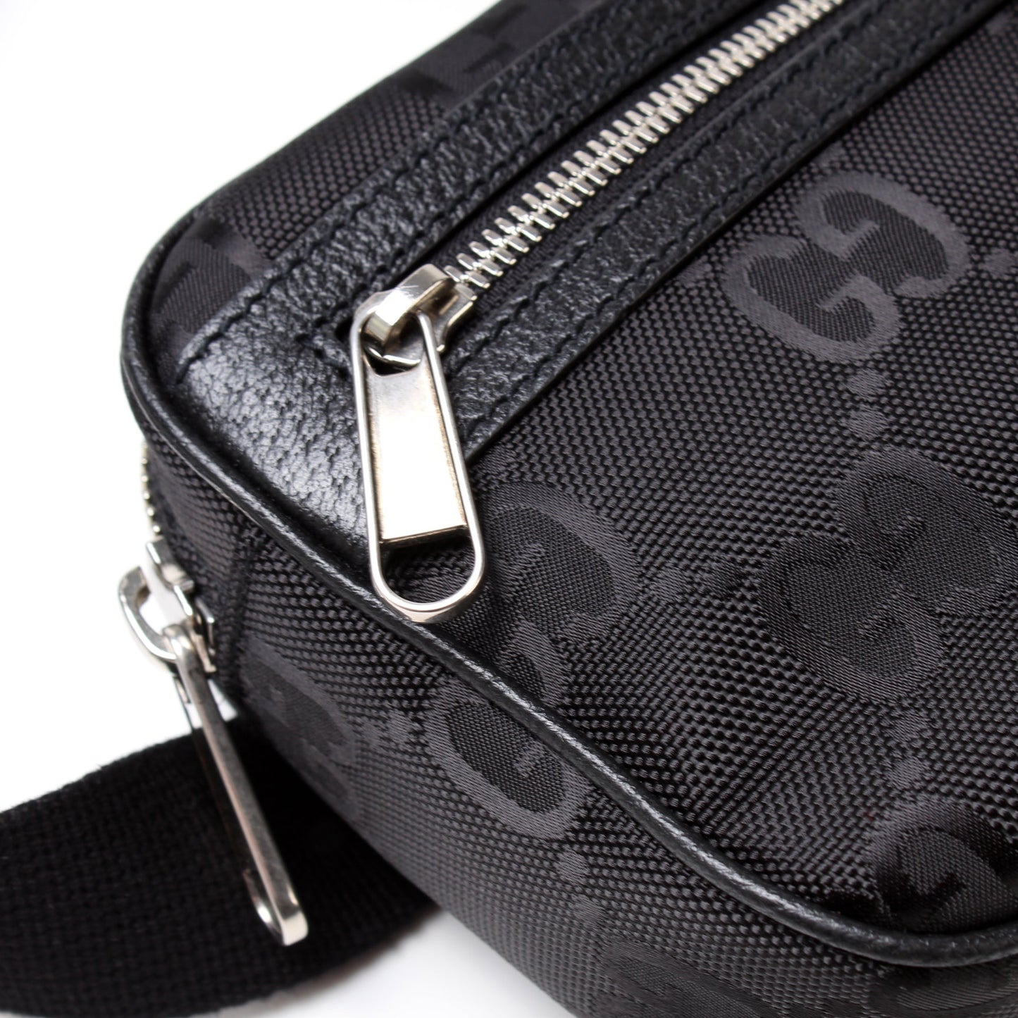 631341 Off The Grid Nylon Logo Belt Bag lbcase