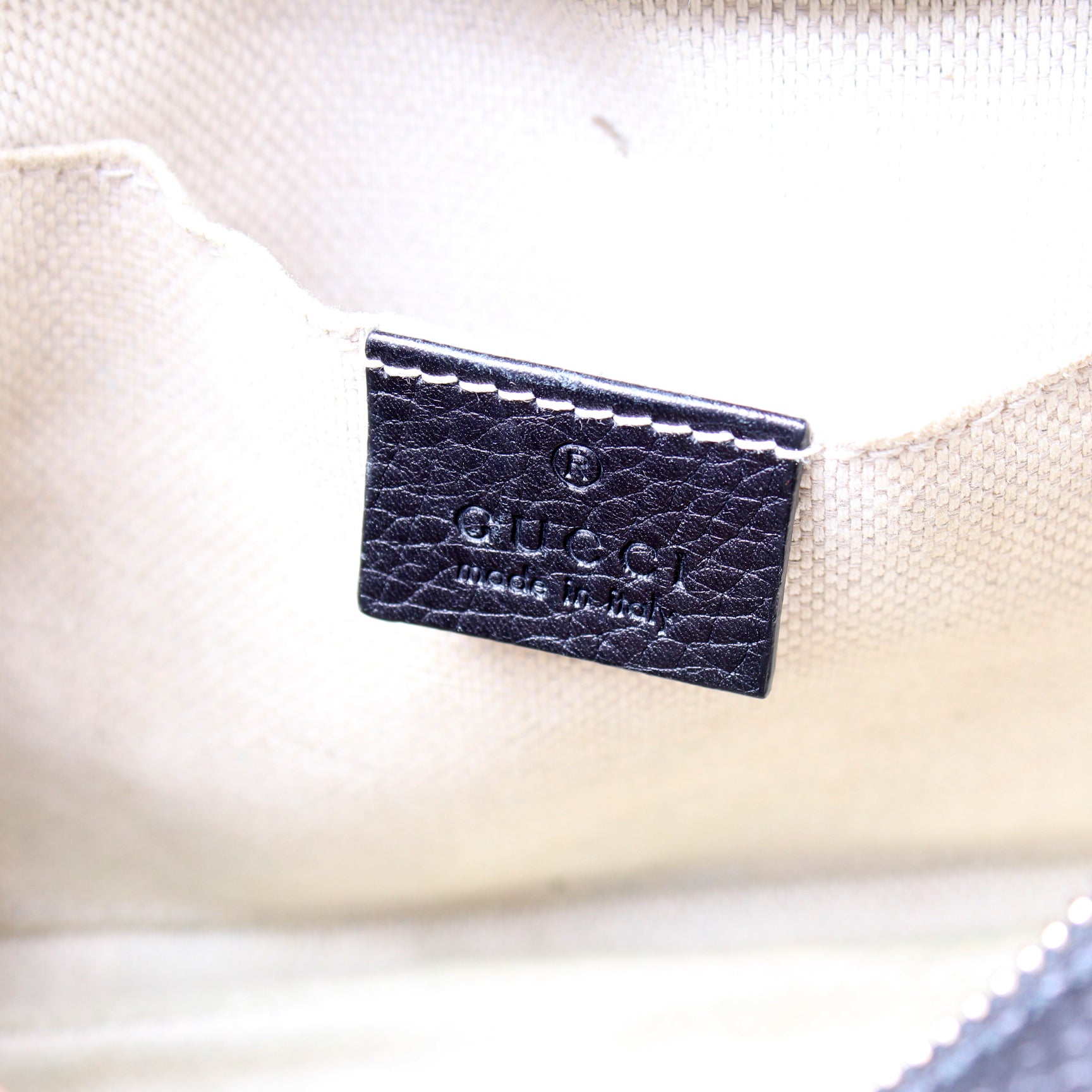308364 Soho Disco Studs Crossbody lbcase