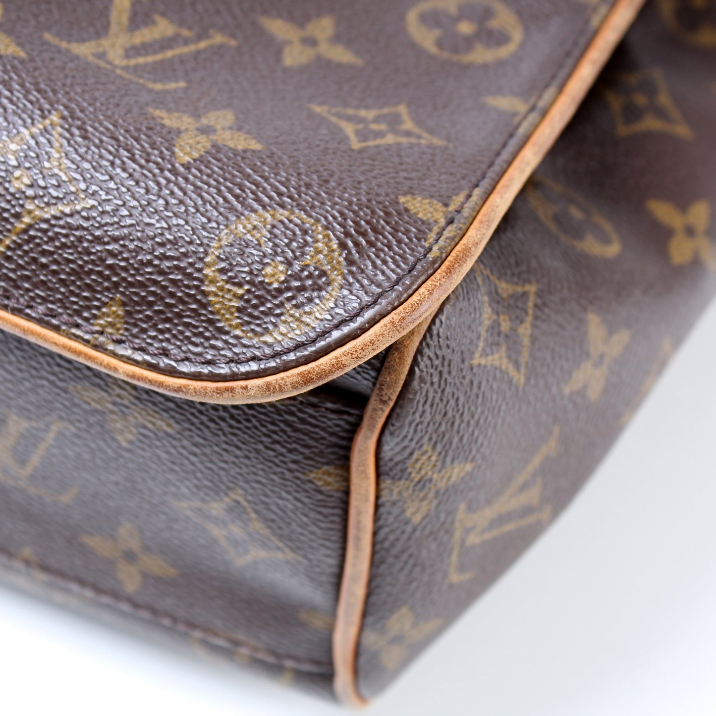 Abbesses Monogram