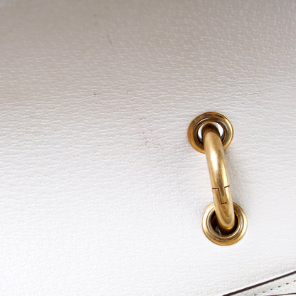 476541 Queen Margaret Small Top Handle lbcase
