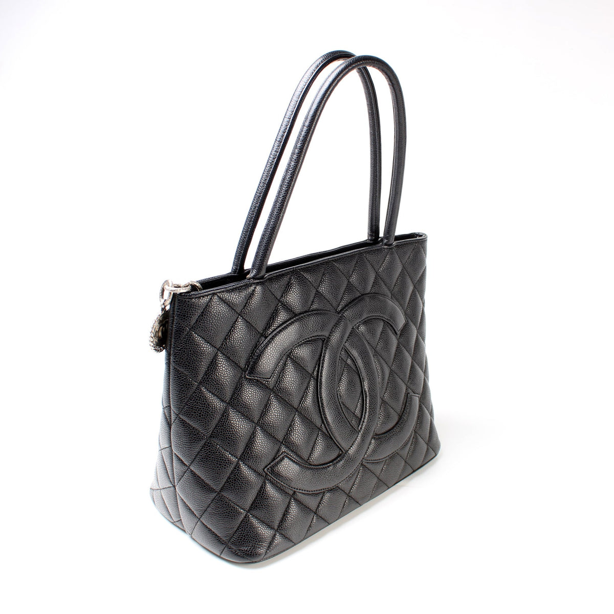 Medallion Tote Caviar 6M