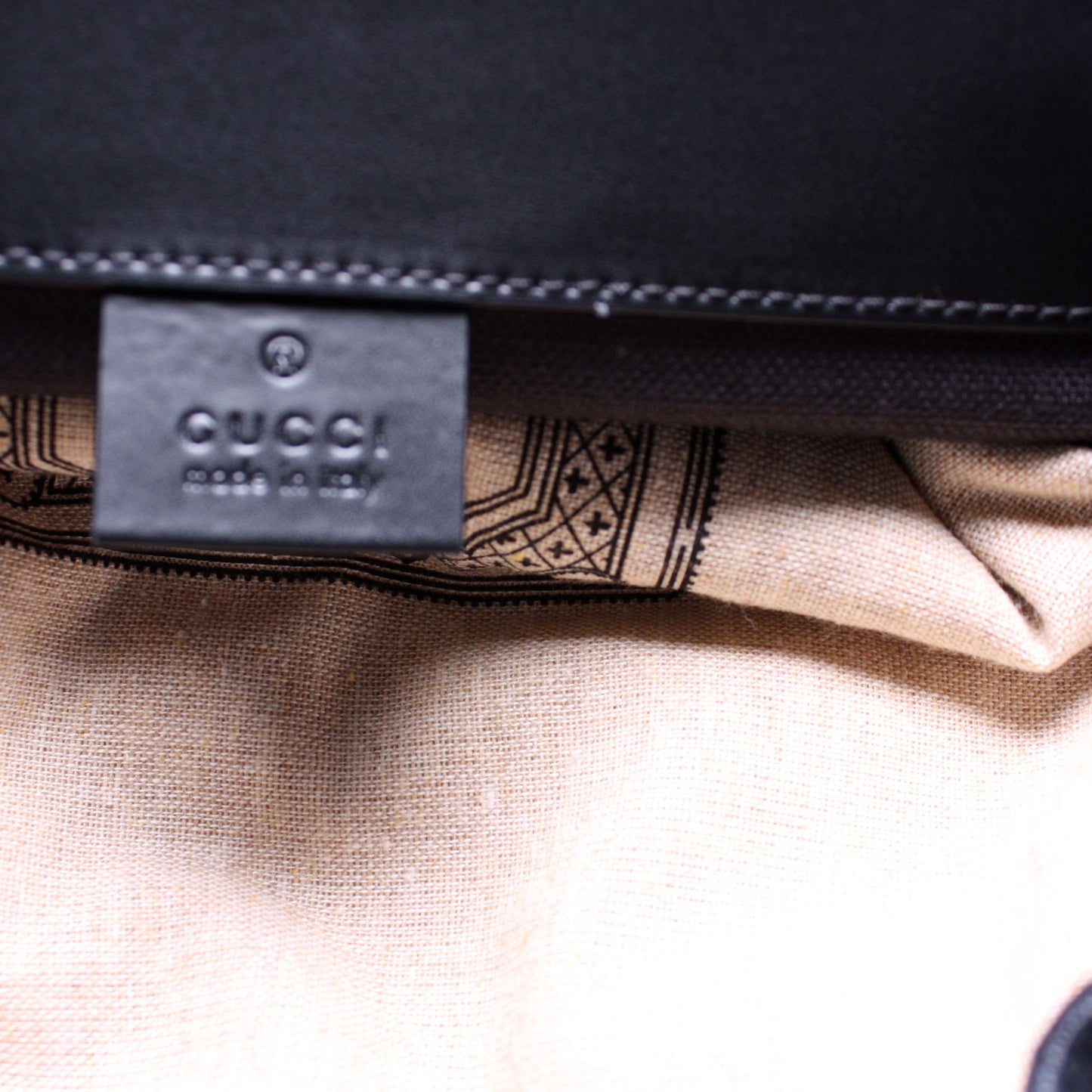 495563 GG Supreme Backpack lbcase