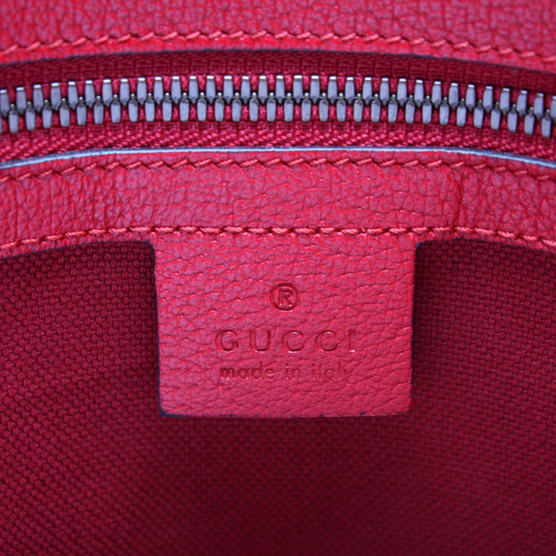 523781 Logo Striped Tote lbcase