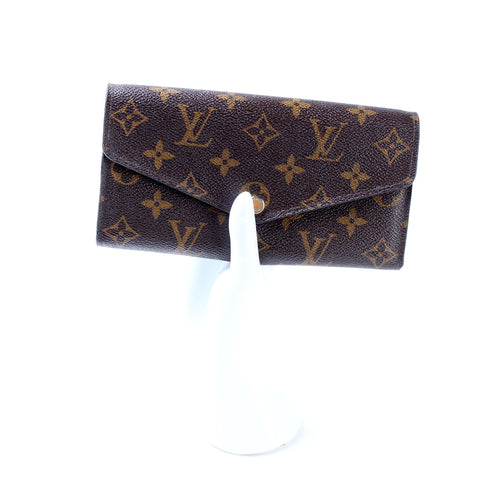 Sarah Wallet Monogram Newer