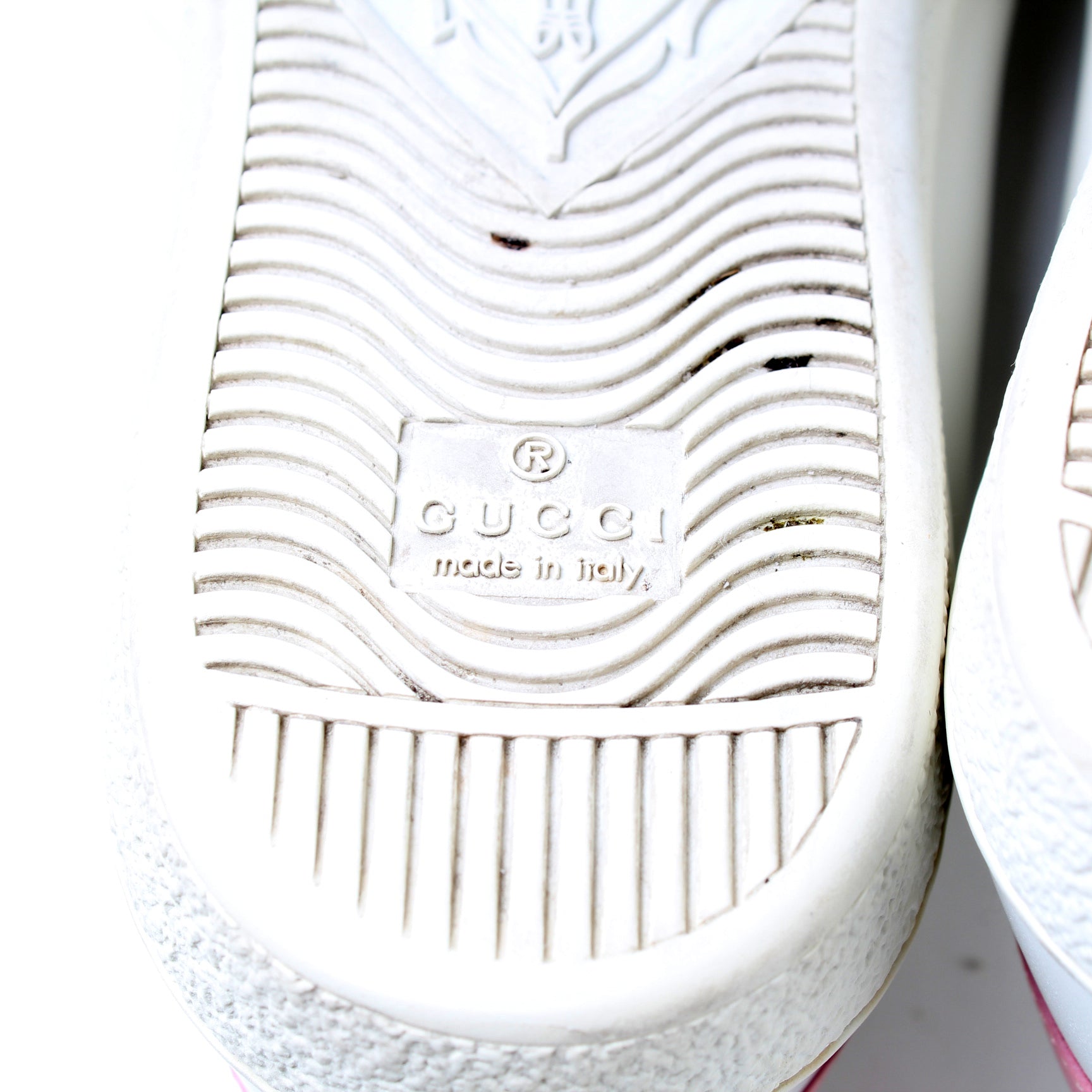 Ace Web Perforated Sneakers Size 38 lbcase