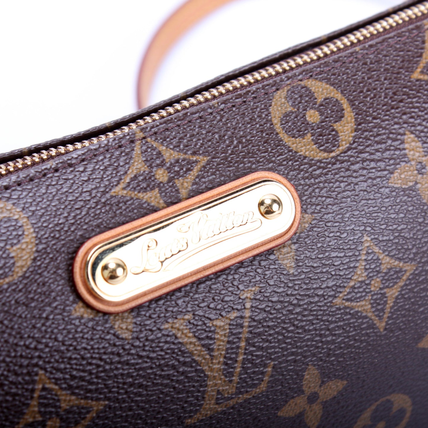 Eva Clutch Monogram