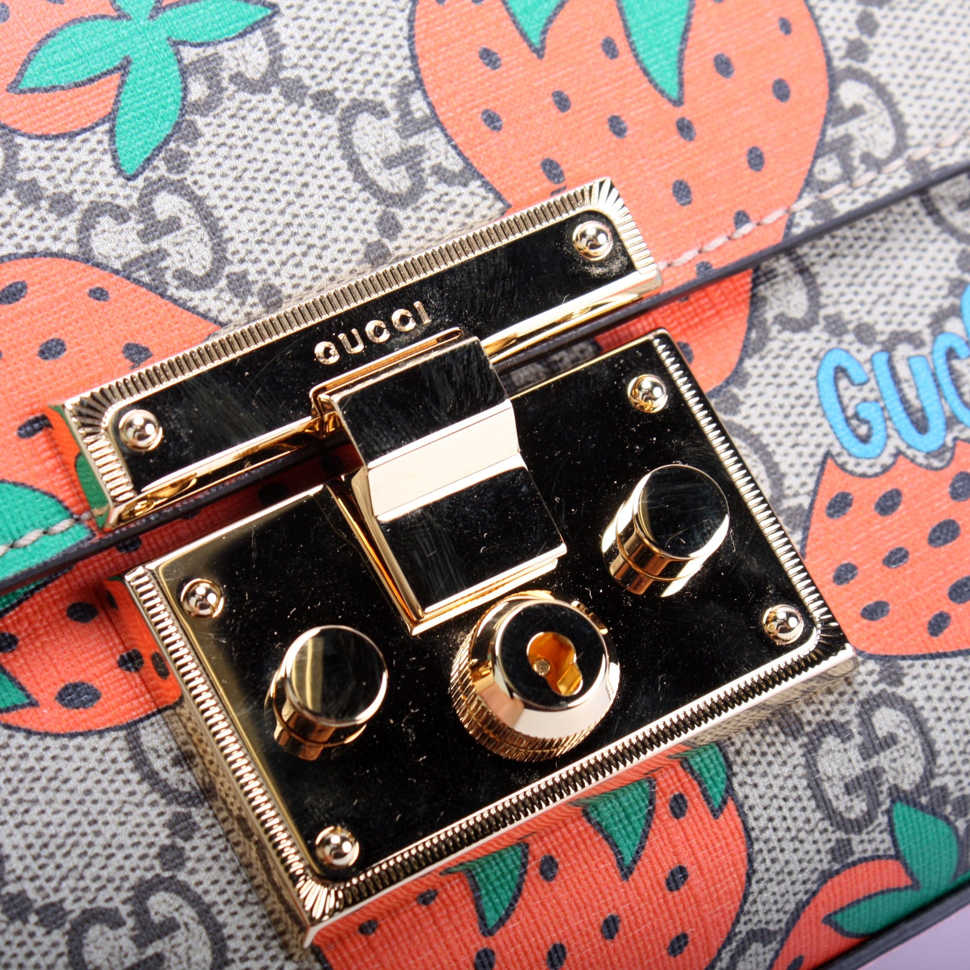 409487 GG Supreme Strawberry Small Padlock Shoulder Bag lbcase