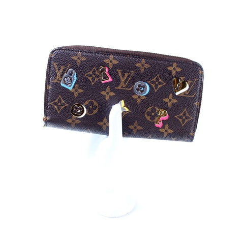 Zippy Wallet Monogram