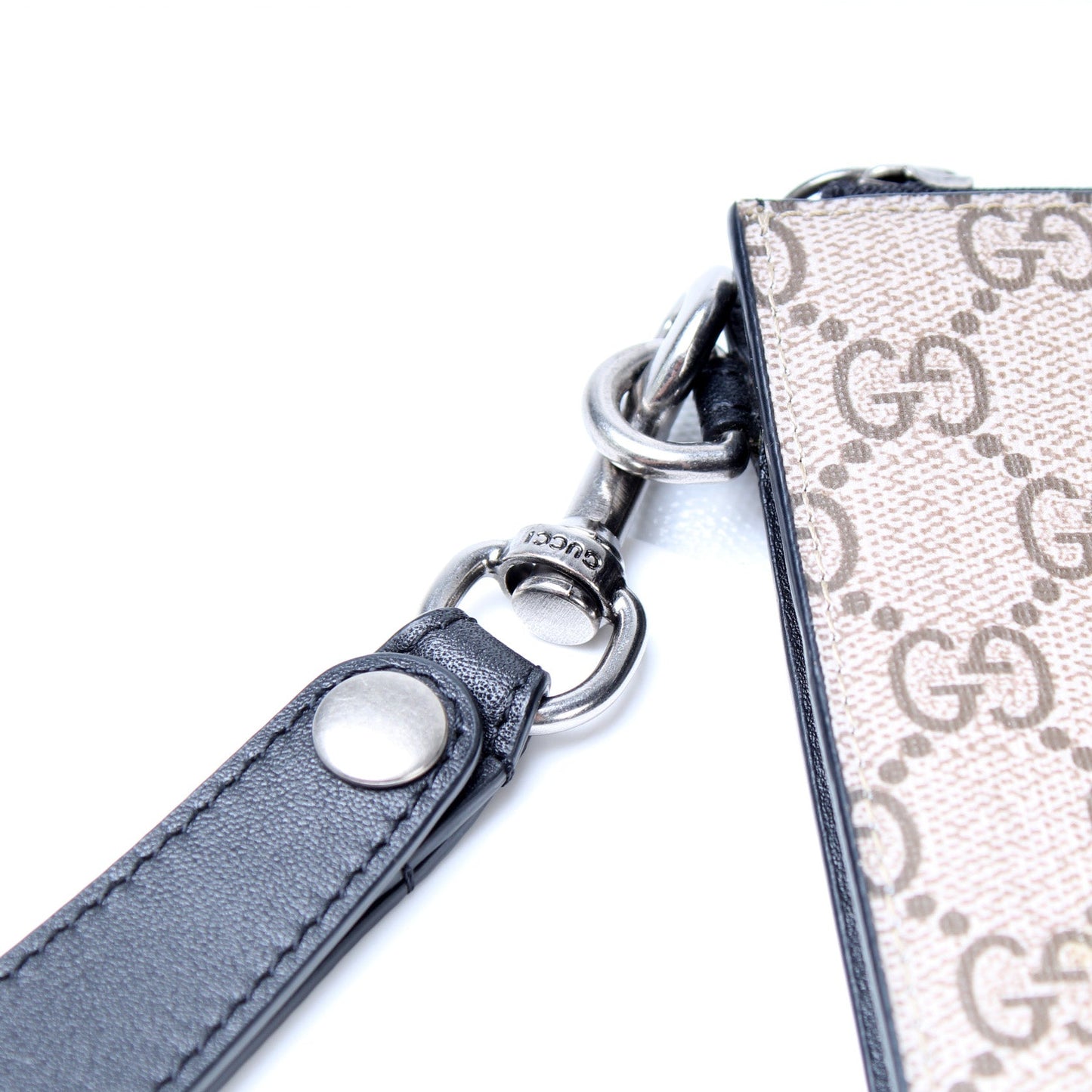 473904 GG Supreme Tiger Pouch lbcase