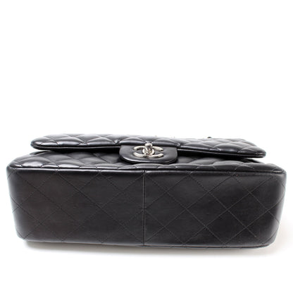 Classic Flap Jumbo Lambskin 14-16M
