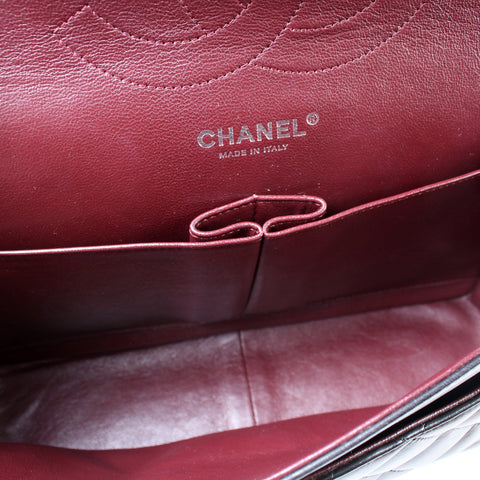 Classic Flap Jumbo Lambskin 14-16M