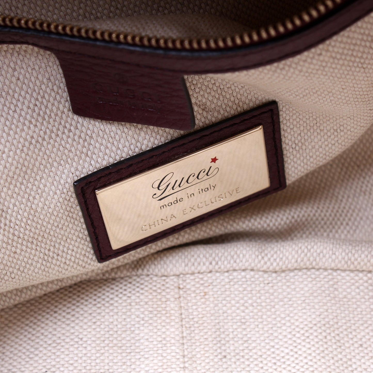 353126 Soho Chain Tote lbcase