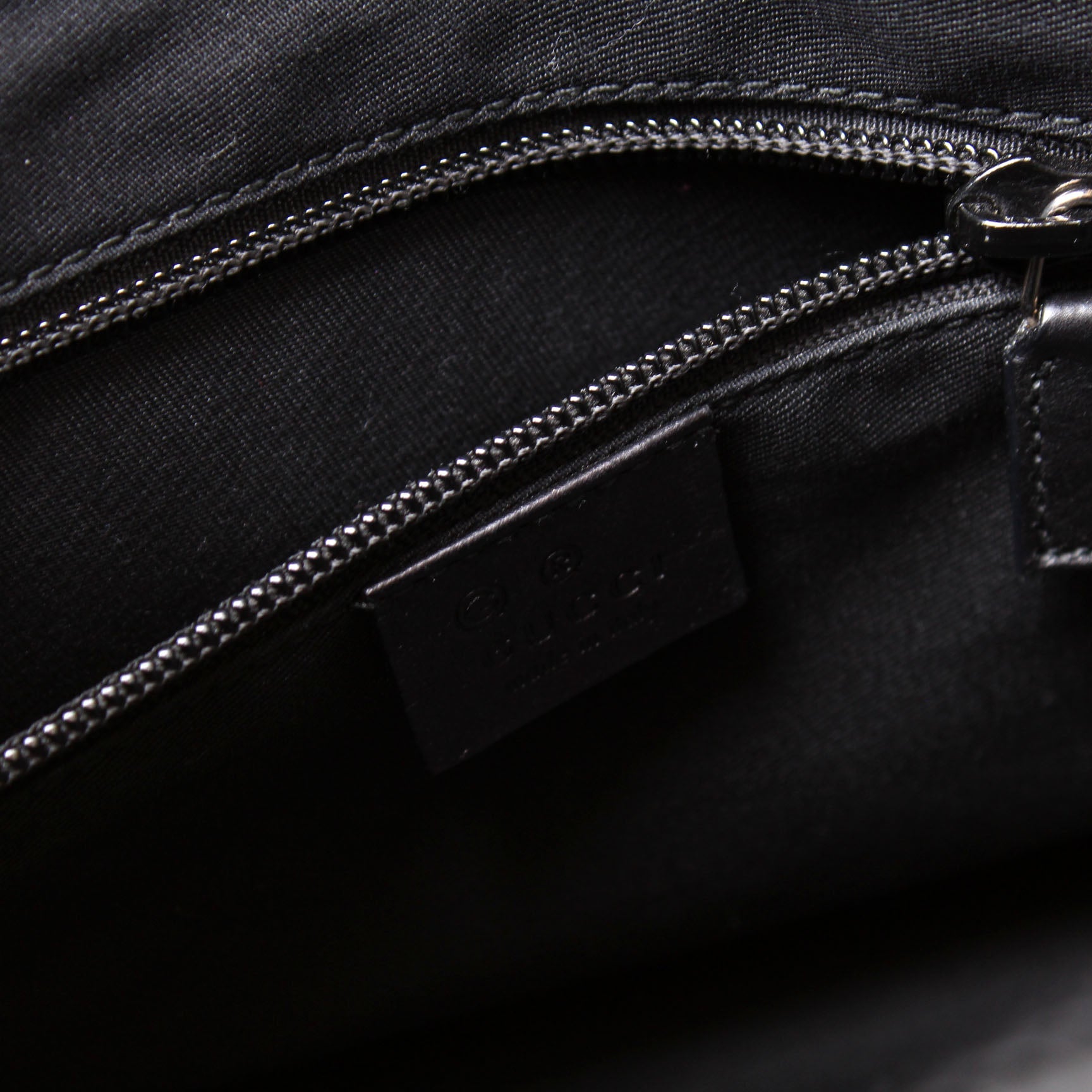 196356 GG Canvas Duffle Bag lbcase