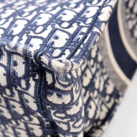 Booke Tote Large