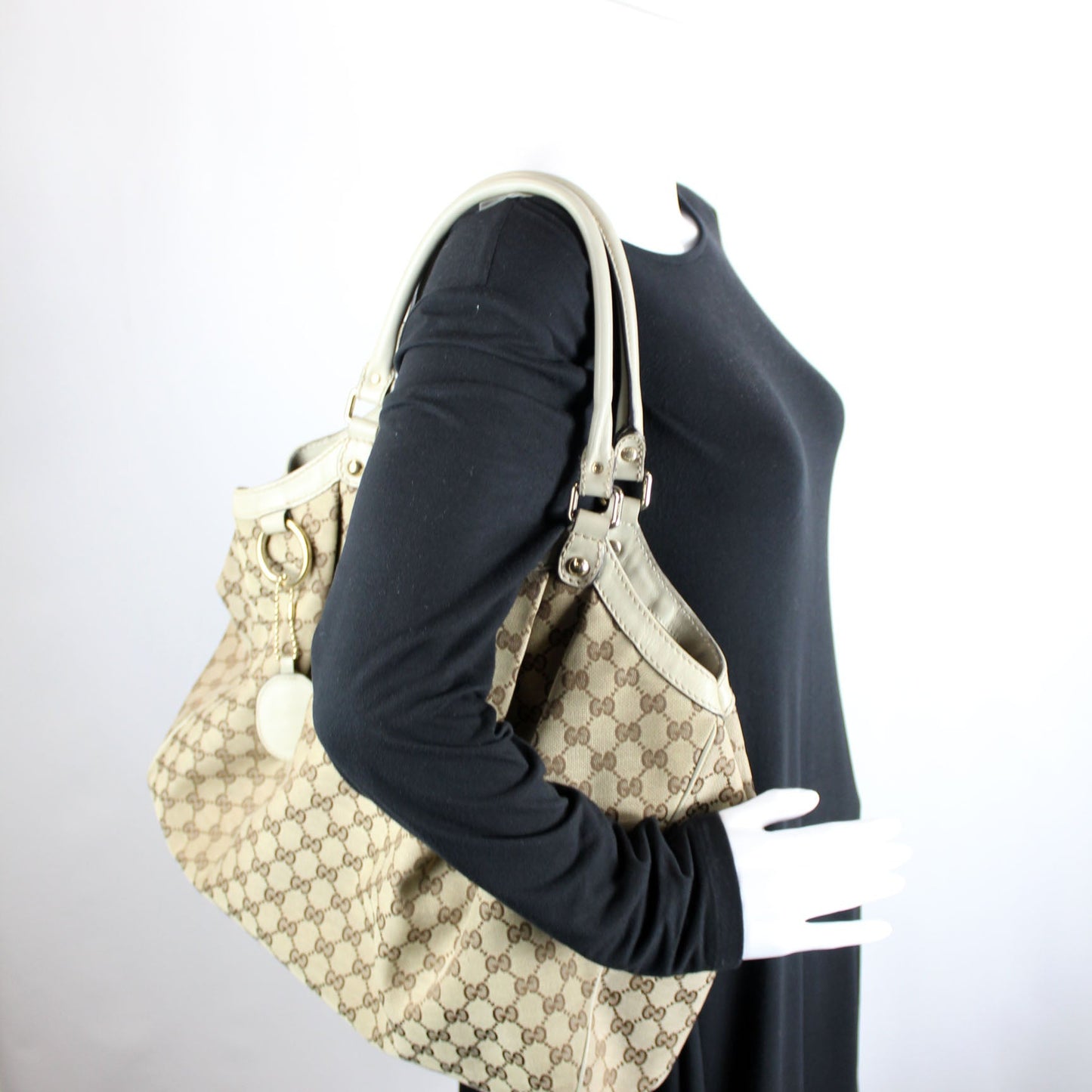 211943 Sukey GG Canvas Large lbcase