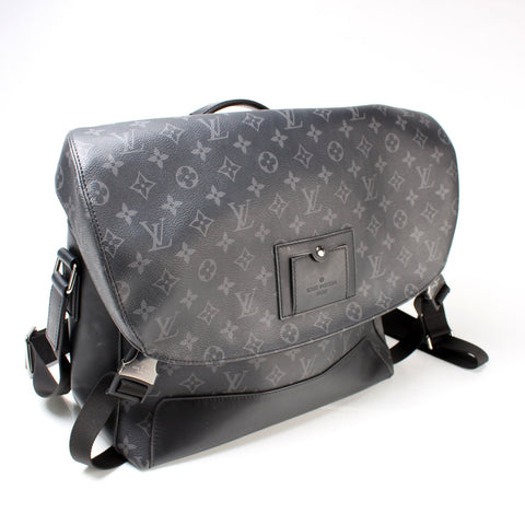 Voyager MM Monogram Eclipse