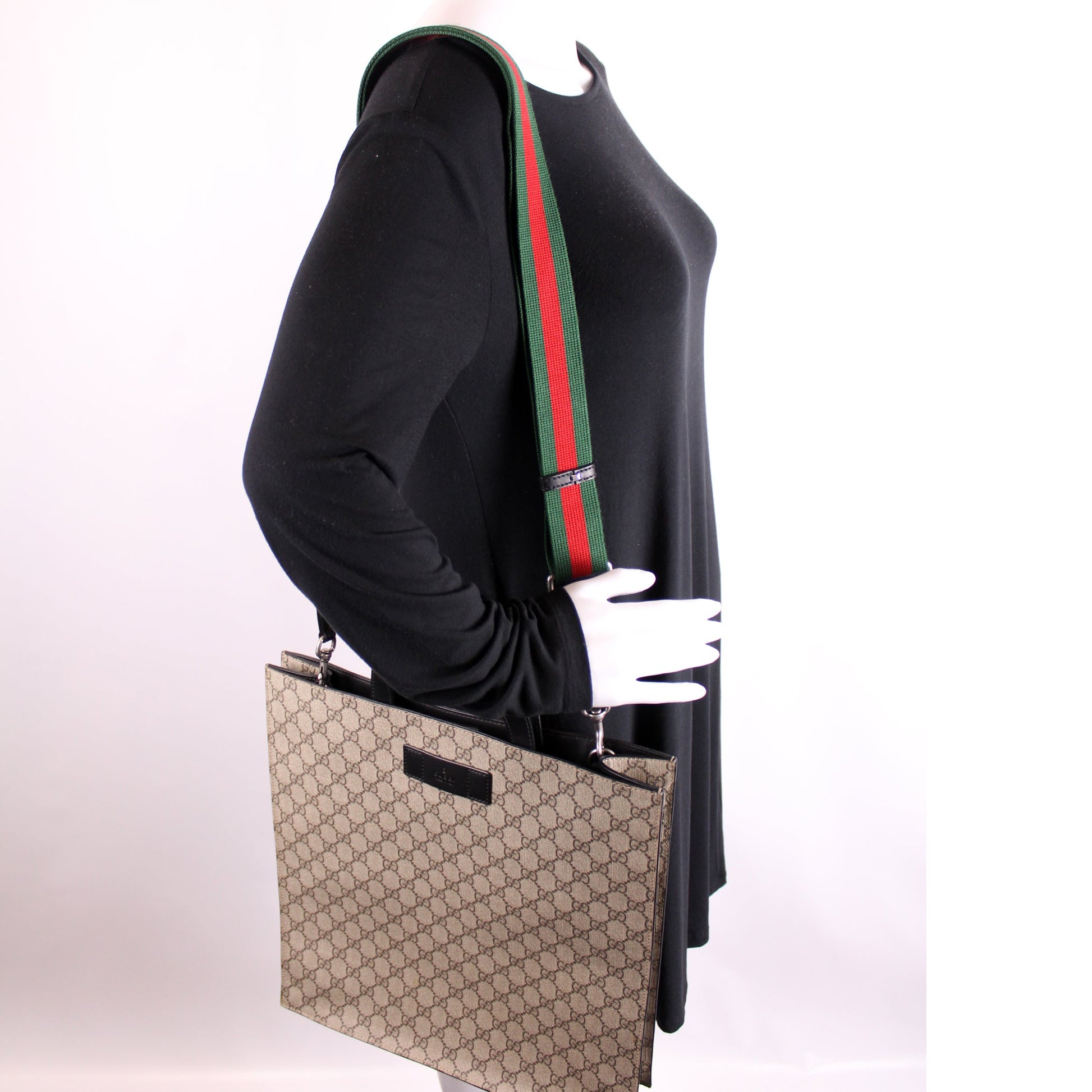 456217 GG Supreme Web Vertical Tote lbcase