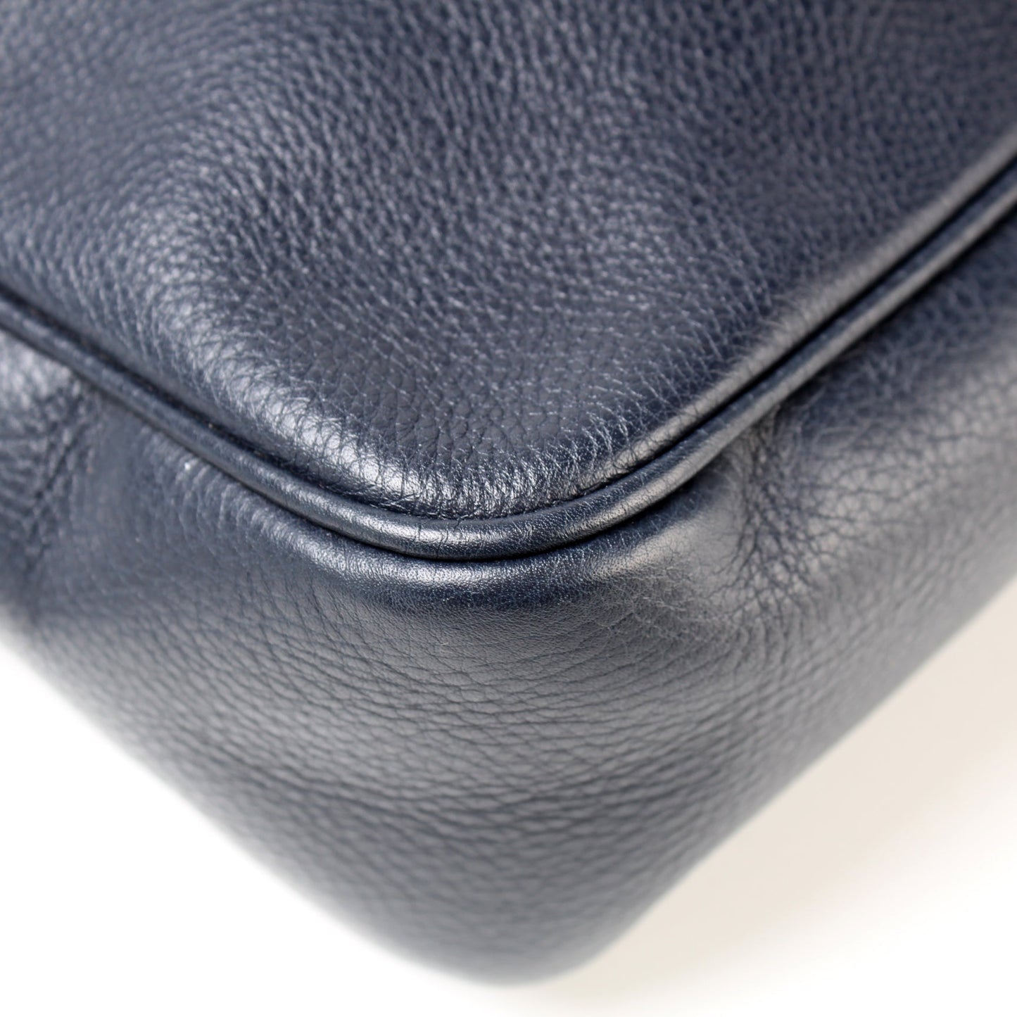 308983 Soho Chain Shoulder Bag lbcase