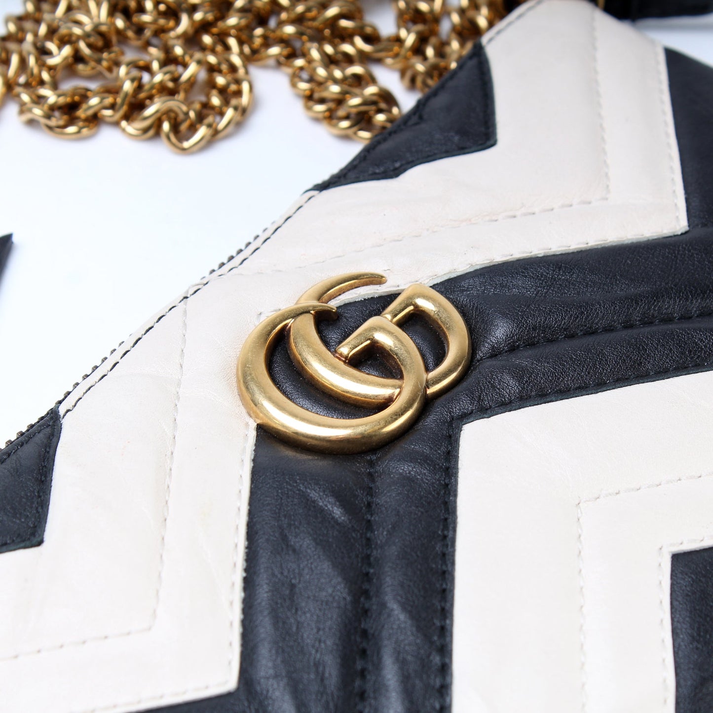 443447 Marmont Mini Chain Bag lbcase