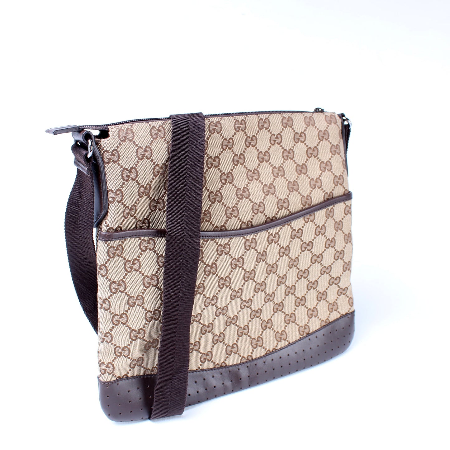 145857 GG Canvas Flat Messenger Medium lbcase