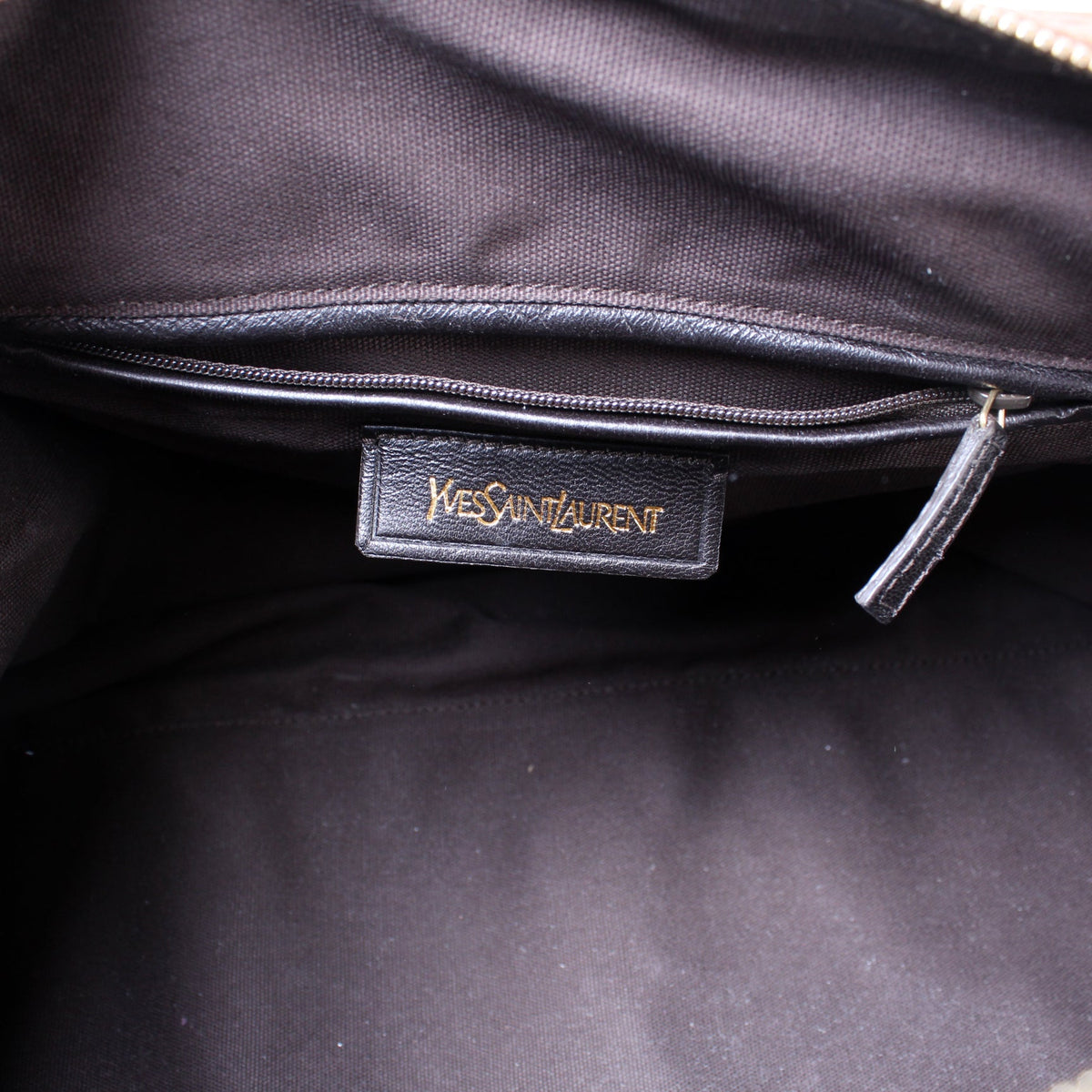 Easy Zip Leather