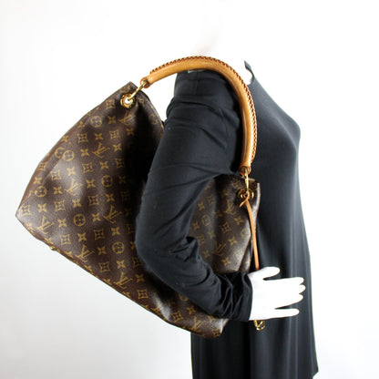 Artsy MM Monogram