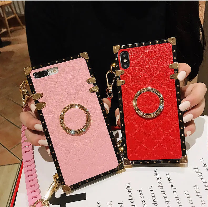 Oblique Chain Square Phone Case lbcase