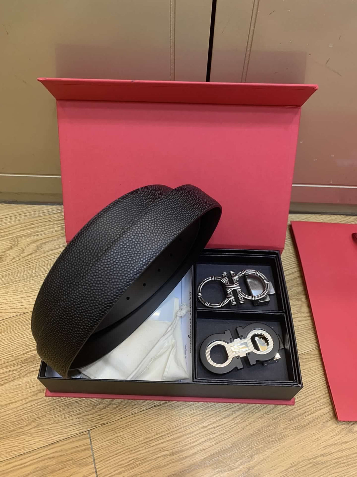 Salvatore Ferragamo Belt lbcase