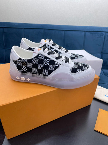 L x V - Exchequer Sneakers