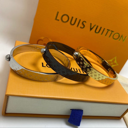 Luxury 4-color Letter Bracelet lbcase