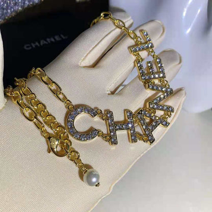 Fashion Metal Lock Letter Diamond Necklace lbcase