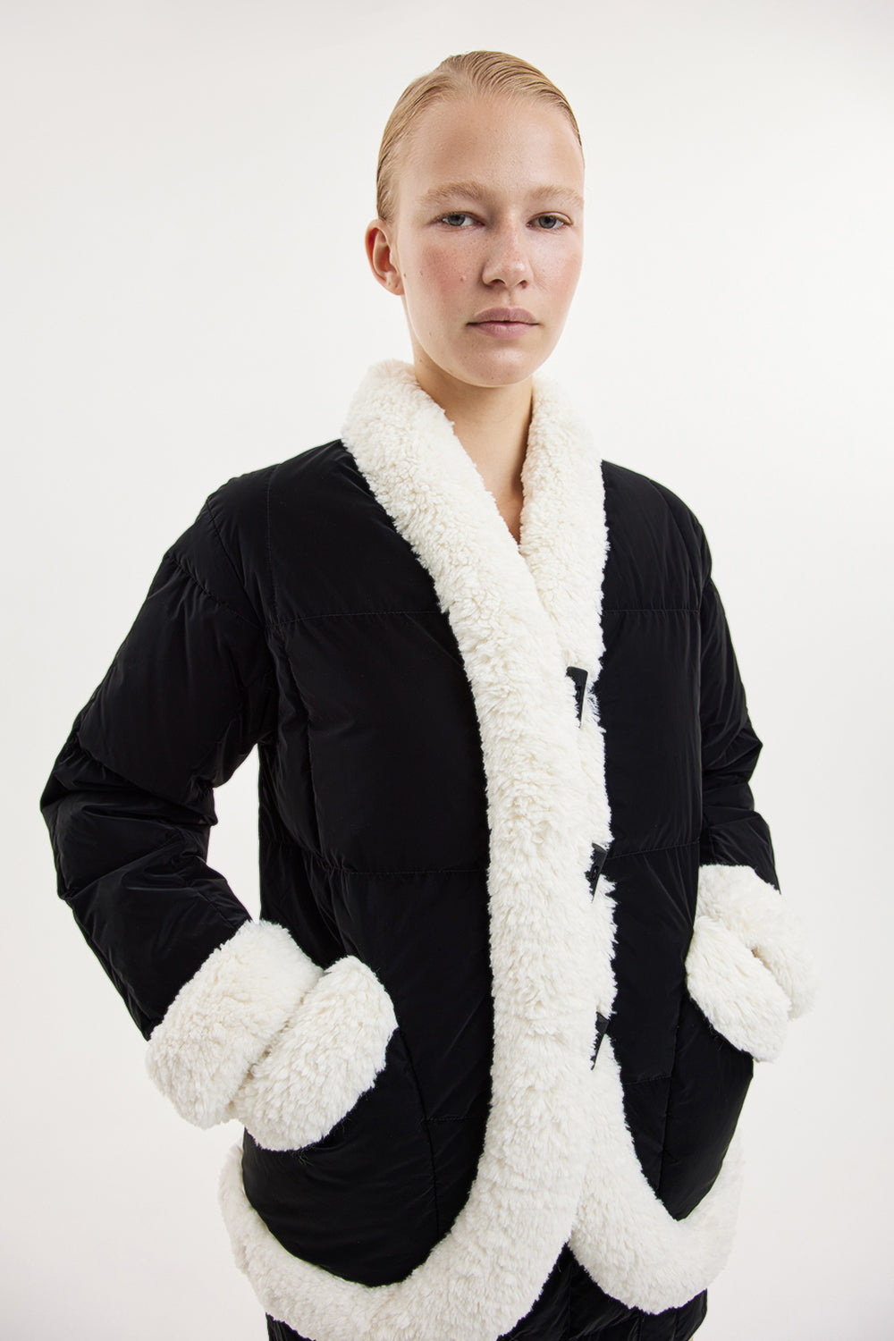 Keptar Jacket Powder Black