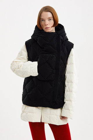 Atti Vest Powder Black