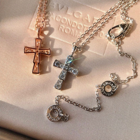 Women's Cross & Pendant Necklace lbcase