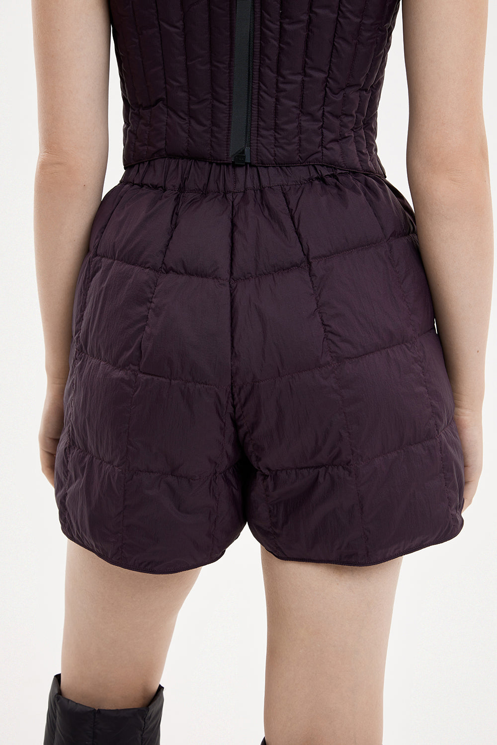 Down Shorts Micro Pomegranate