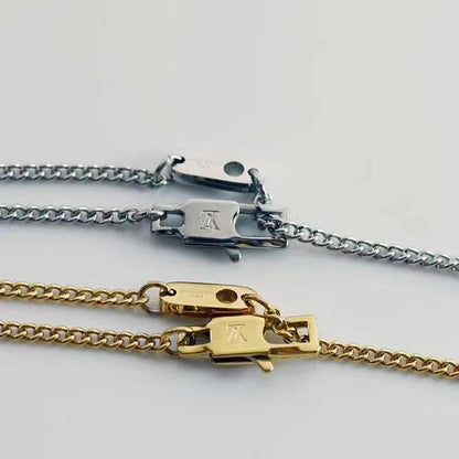 High-end Letter Block Pendant Necklace lbcase