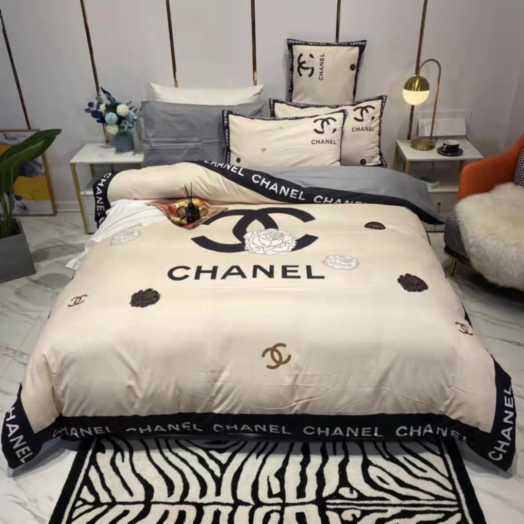 Luxury 100% cotton  four-piece Bedding Set lbcase