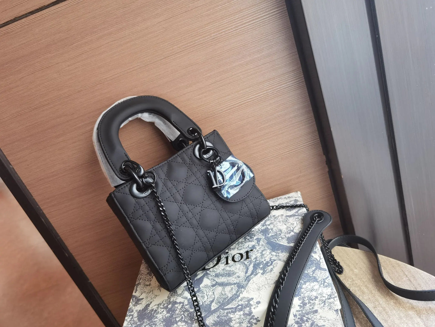 MEDIUM LADY BAG lbcase