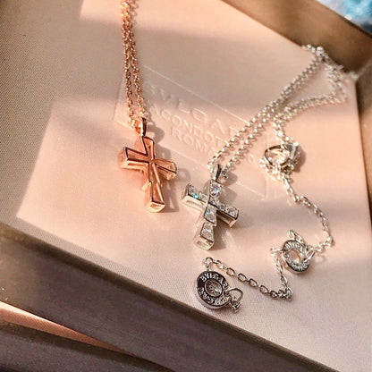 Women's Cross & Pendant Necklace lbcase