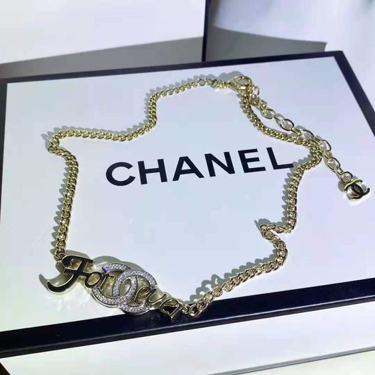 Women's exquisite necklace lbcase