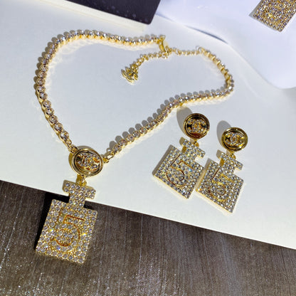 Luxury Diamond Pendant Necklace lbcase