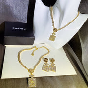 Luxury Diamond Pendant Necklace
