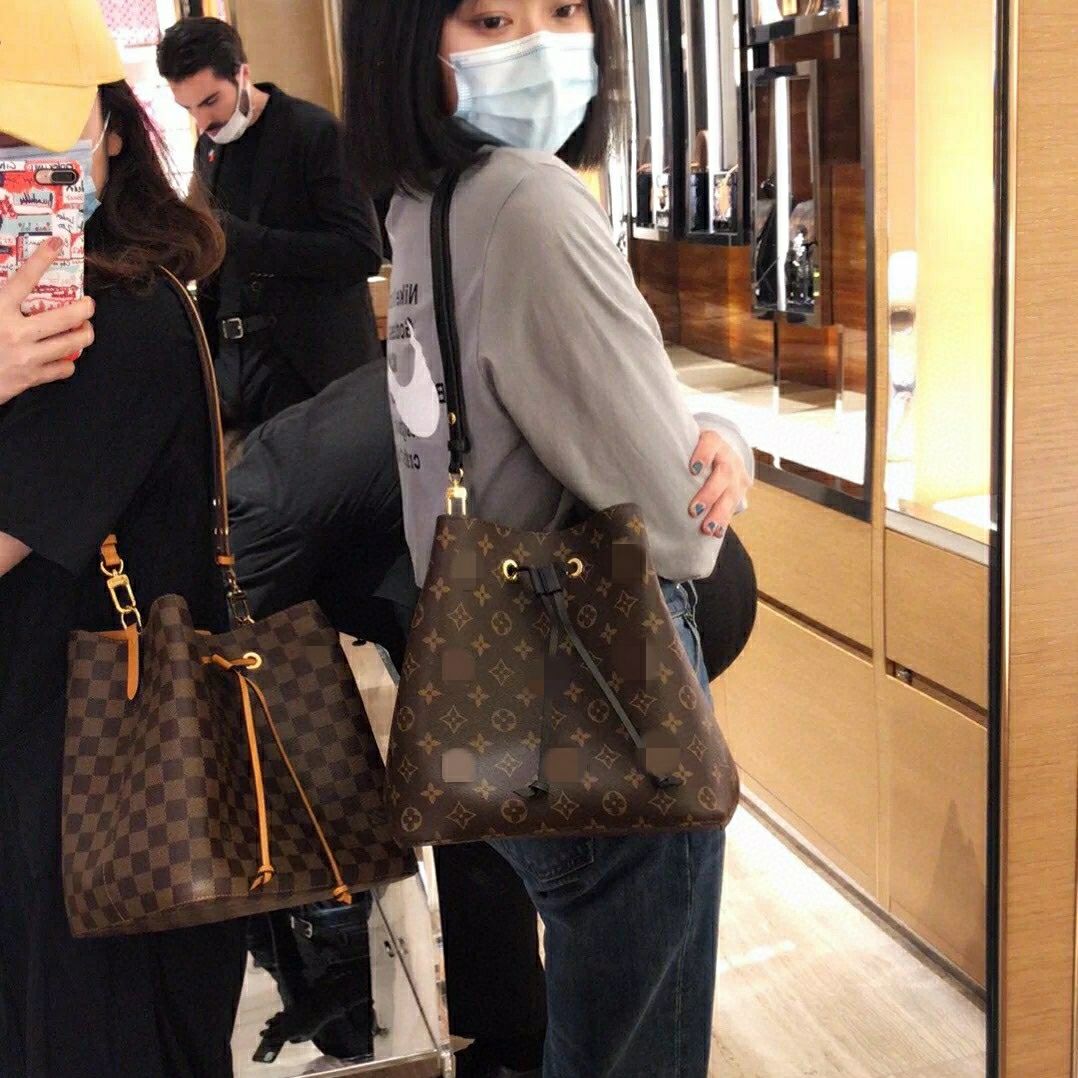 2022 new v bucket bag lbcase