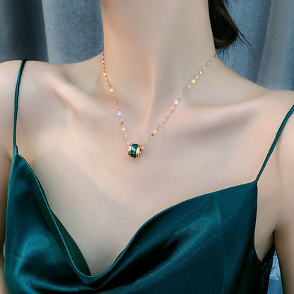 Fading titanium steel waist pendant necklace lbcase
