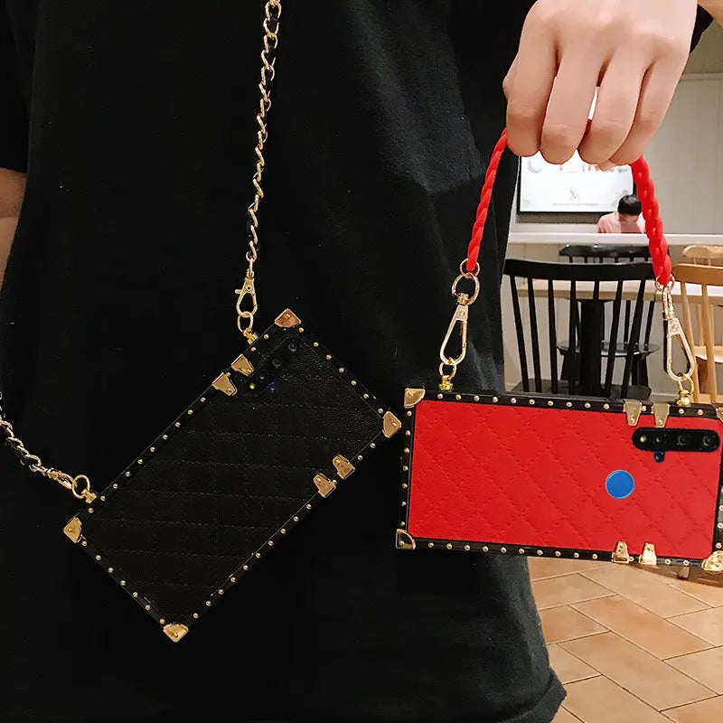 Oblique Chain Square Phone Case lbcase