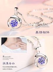Female clavicle chain foot silver pendant does not fade.
