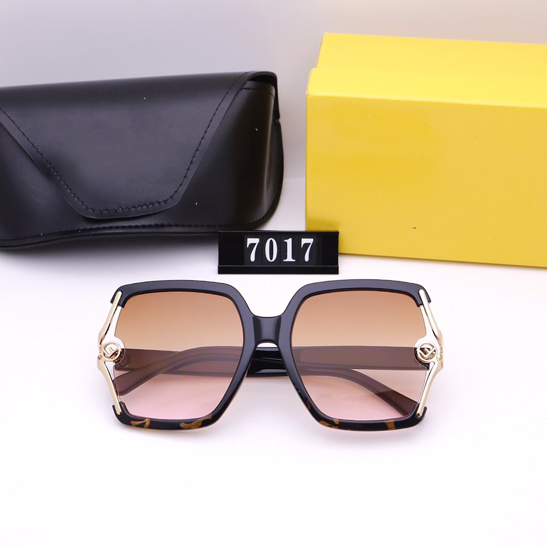 2021 Fashion Women Sunglasses lbcase