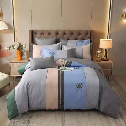 100% thick Skin-friendly cotton four-piece quilt cover  new product